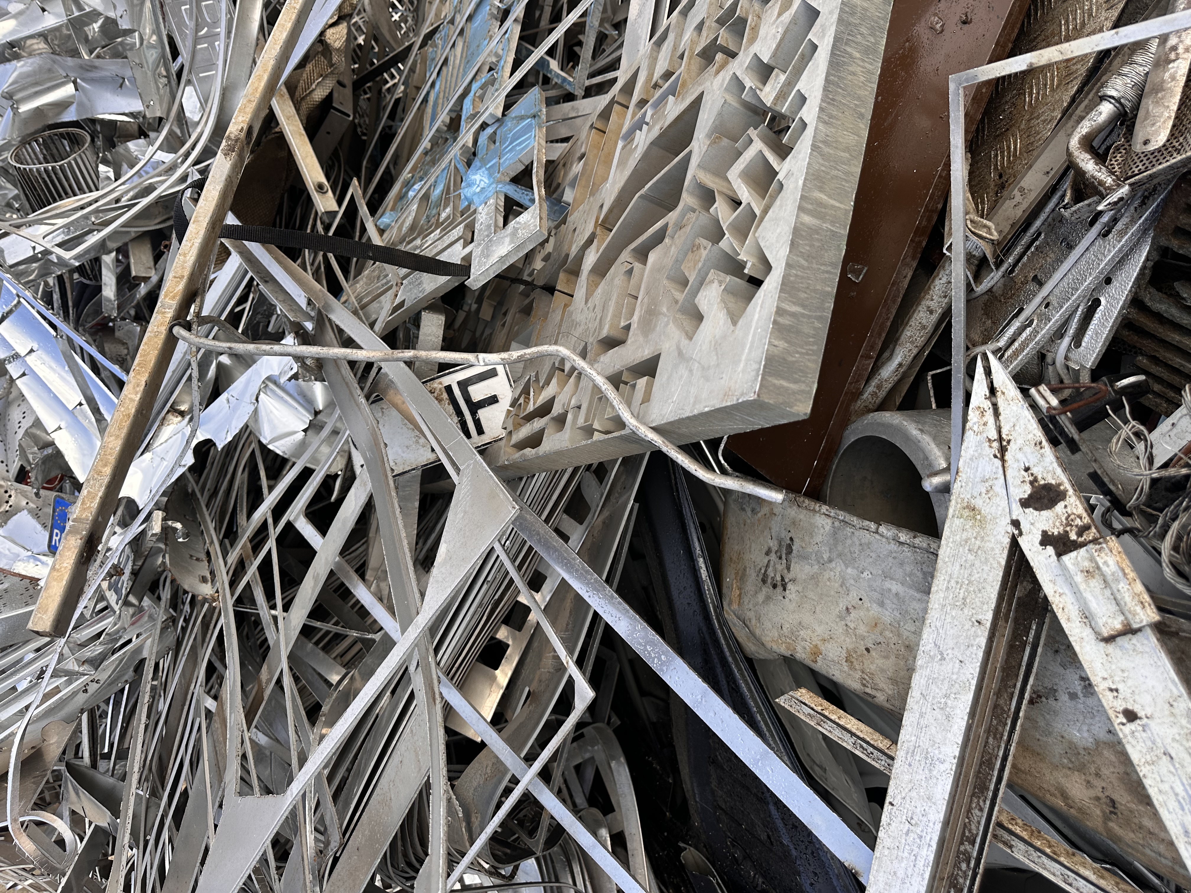 Aluminiu reciclare detaliu