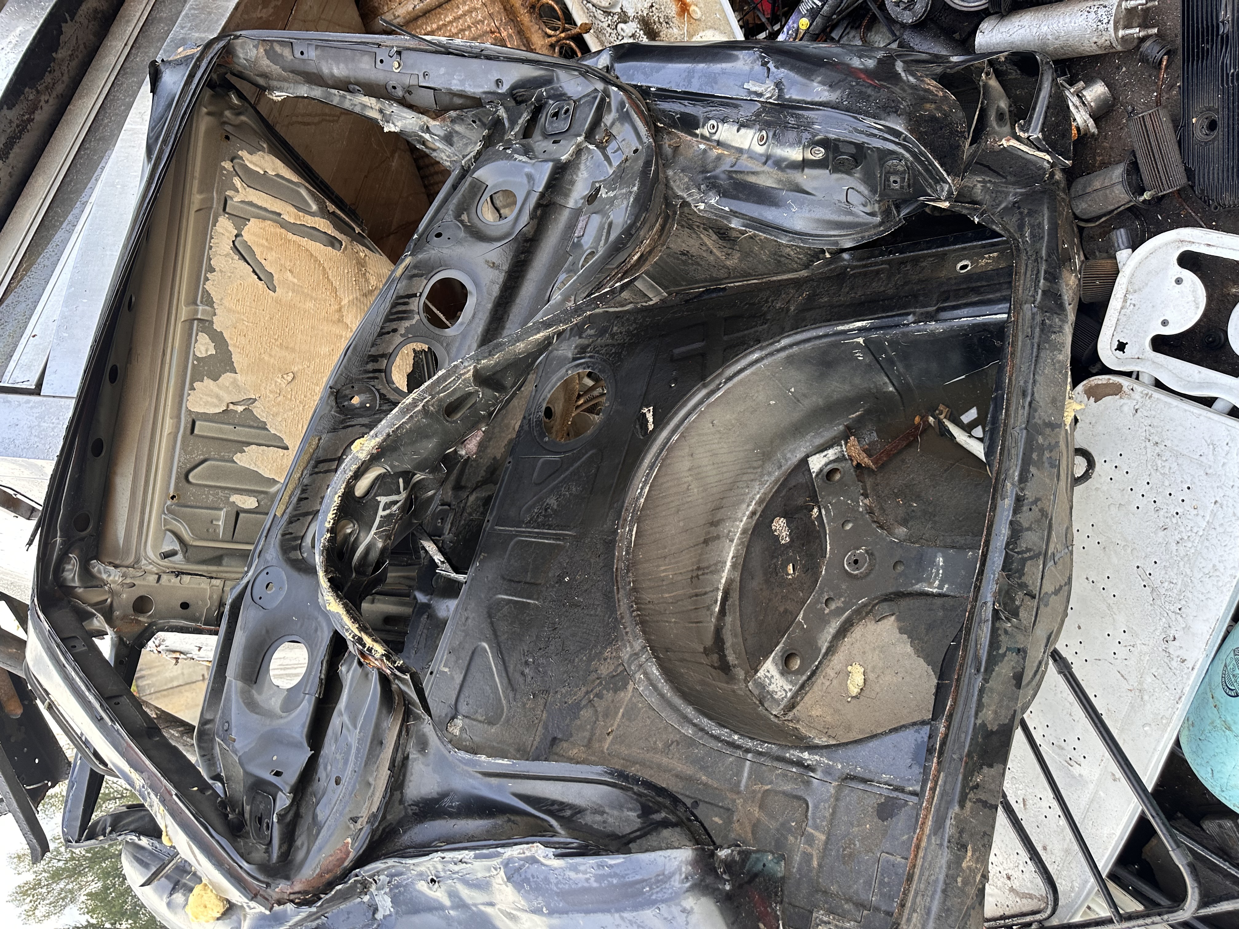 DEȘEU Tablă din caroserii